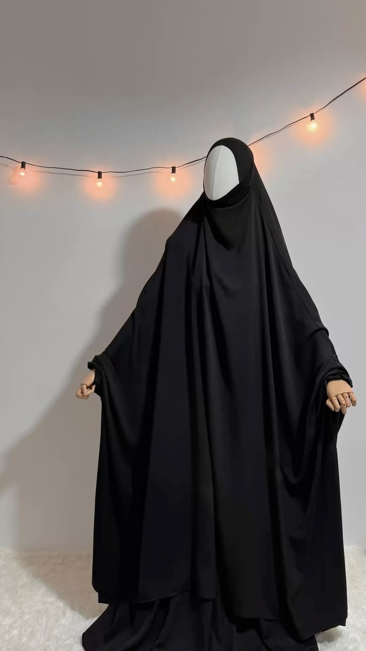 Premium Irani Chadar with Integrated Sleeves